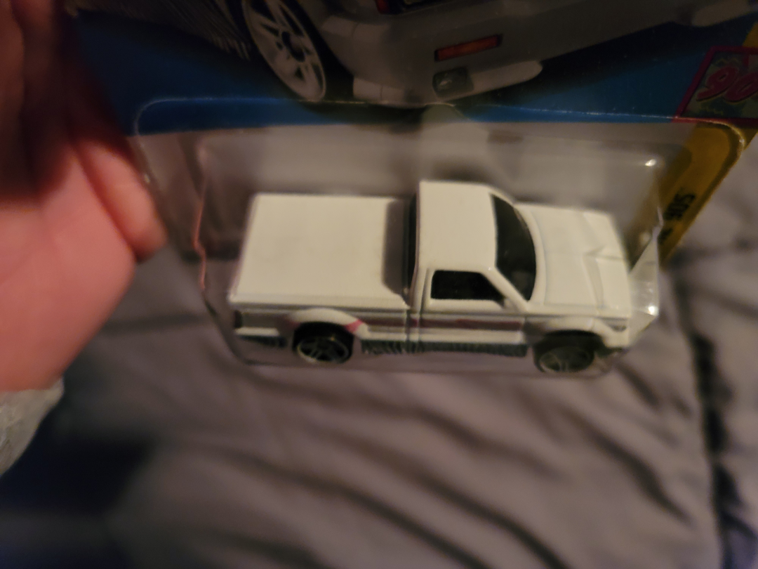 Hot Wheels '91 GMC Syclone - photo 5