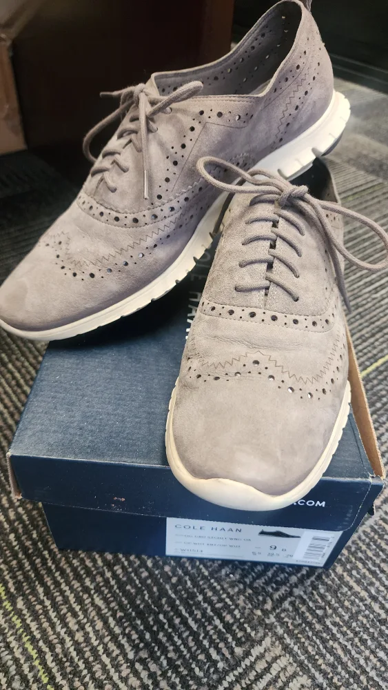 Cole Haan Zerogrand Wingtip Oxford, Size 9, Grey image indicator(2)