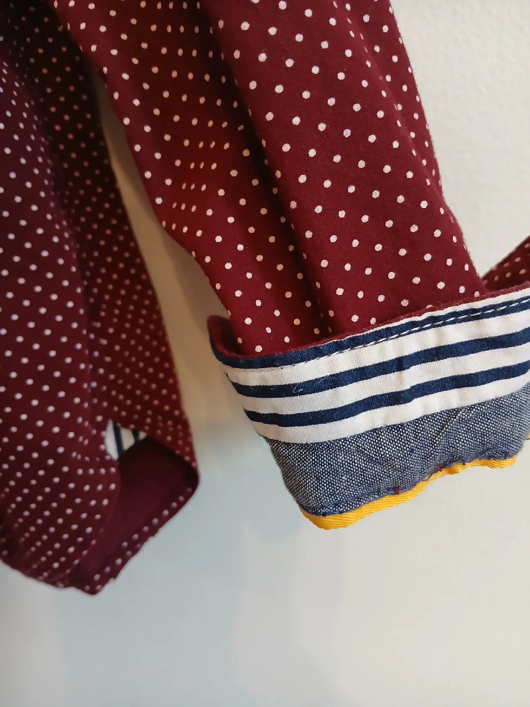 🧡Cactus Boys Burgundy Polka Dot Shirt - Size 7 image indicator(3)