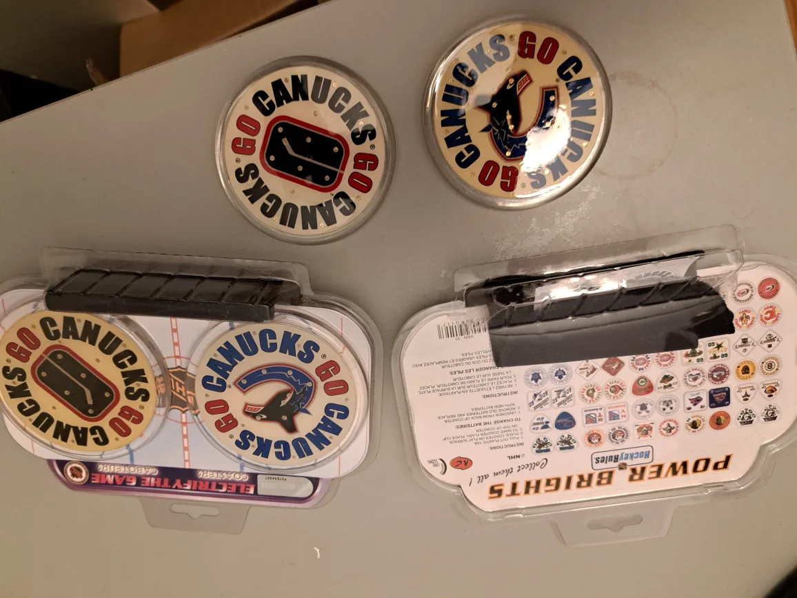 Vancouver Canucks Hockey Rules Power Brights Coasters image indicator(2)