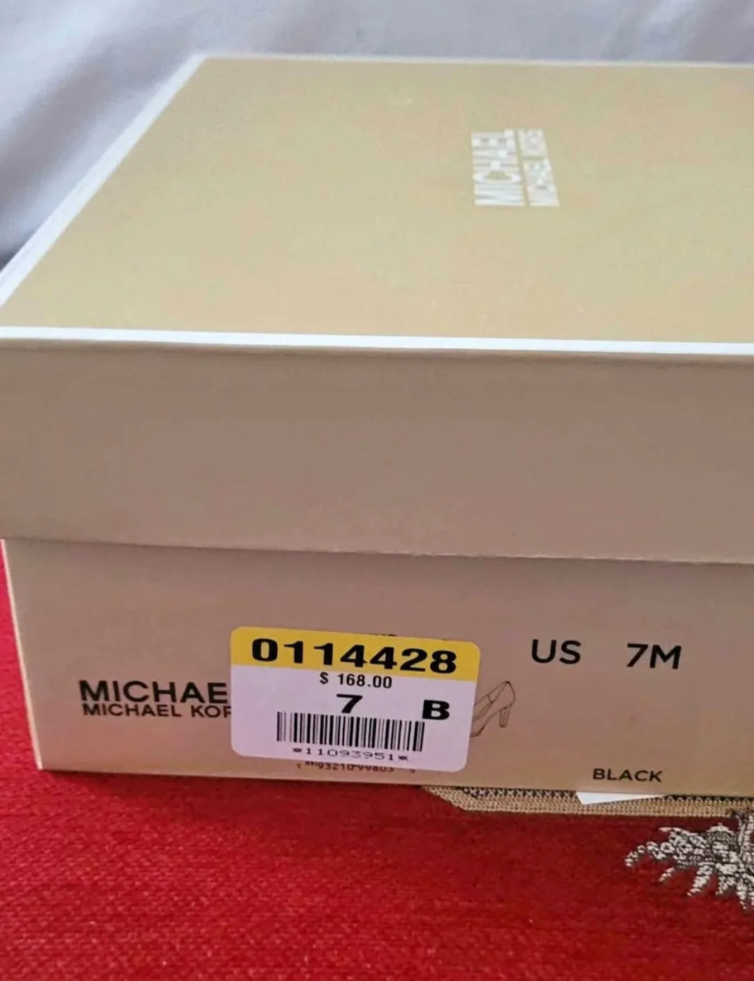 Michael Michael Kors Black Heels - Size 7 image indicator(2)