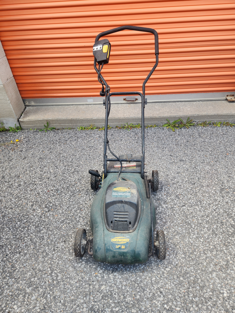 Yardworks 14" Electric Lawn Mower - photo 2