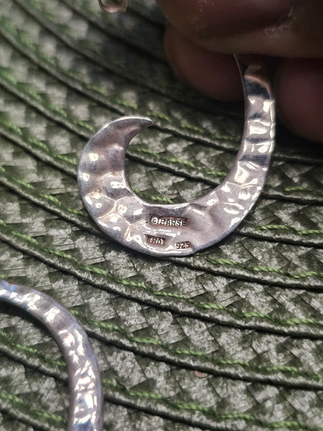 G.I.A.N.I. Sterling Silver Earrings Stamped 925 image indicator(3)