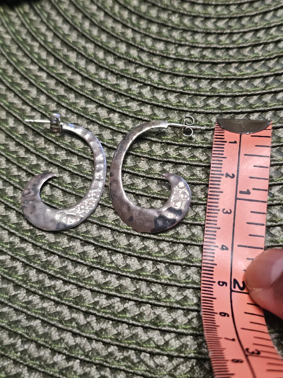 G.I.A.N.I. Sterling Silver Earrings Stamped 925 image indicator(4)