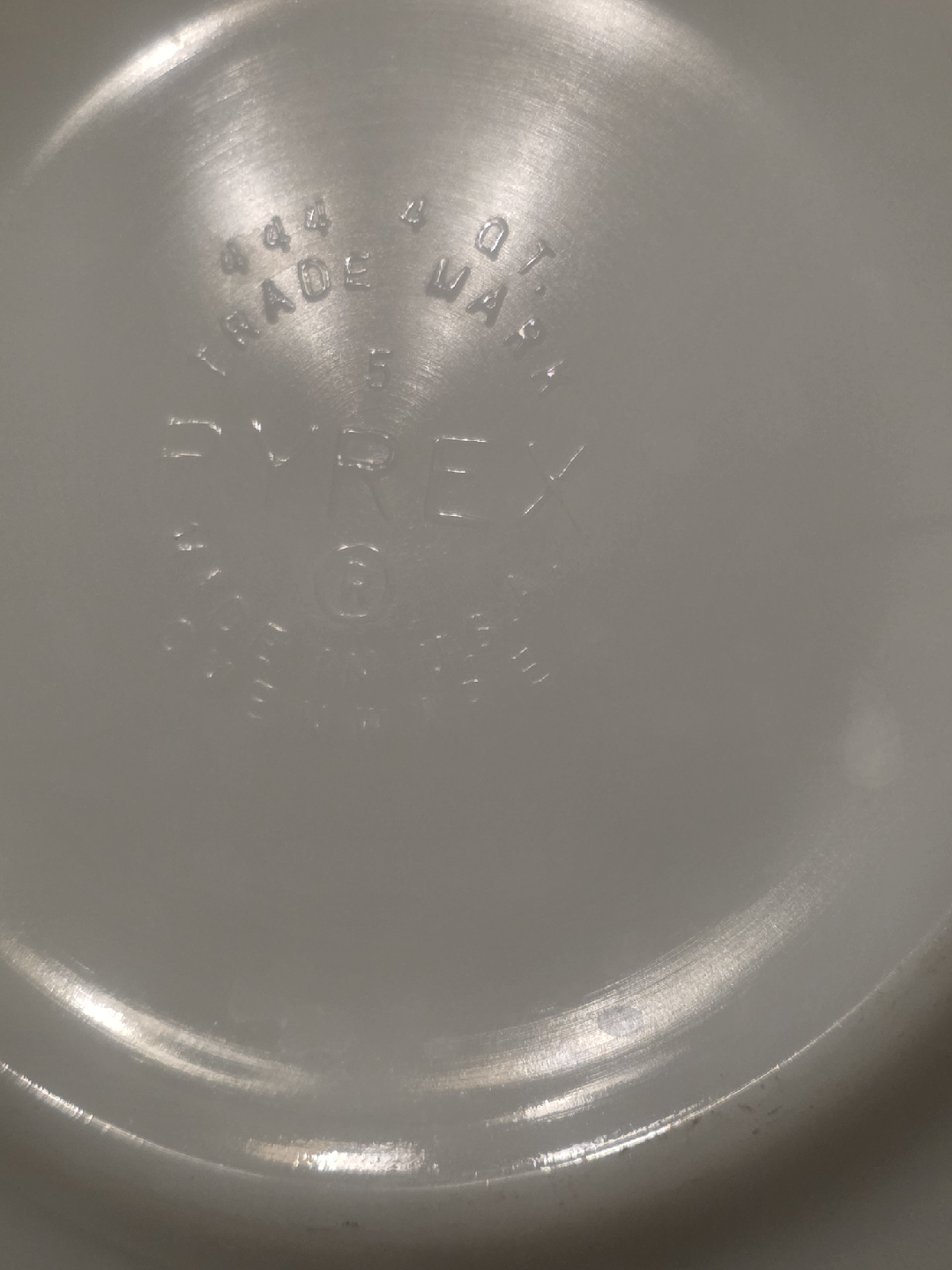 Vintage Pyrex Snowflake Garland Cinderella Bowl - photo 2