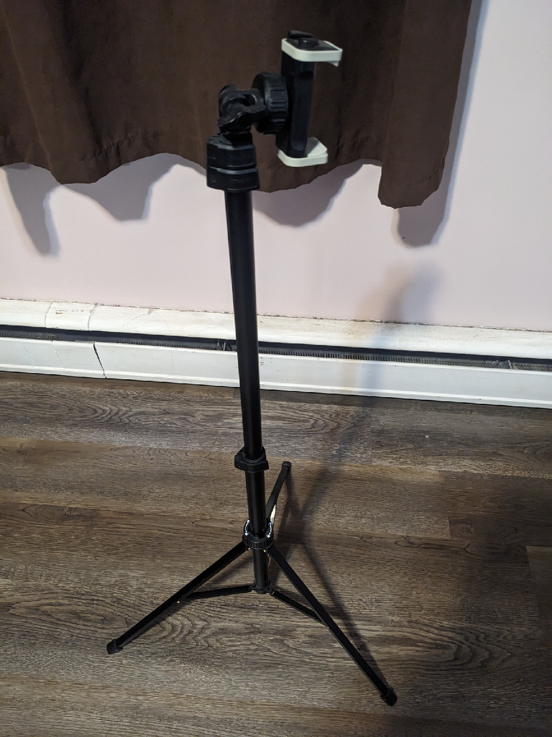 Adjustable Phone Tripod Stand - Black