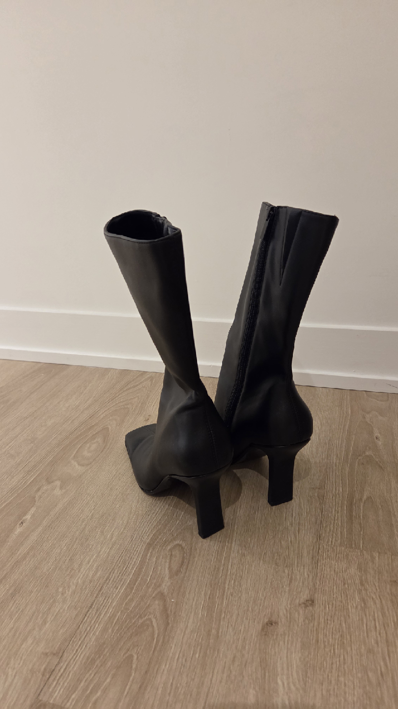 Oak+Fort Black Square Toe Heeled Boots - photo 3