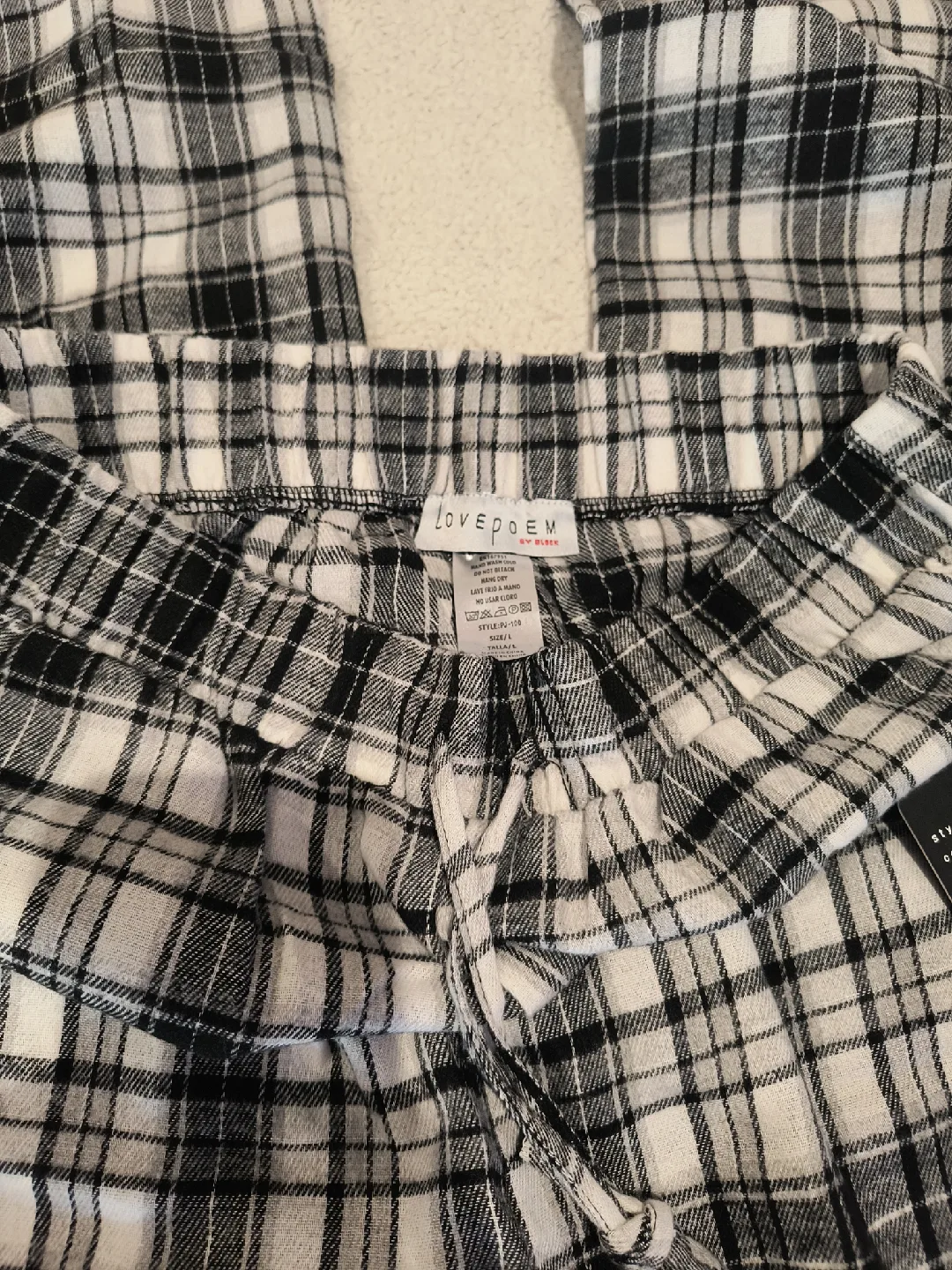 Love Poem Plaid Pajama Pants - Size L/G image indicator(3)