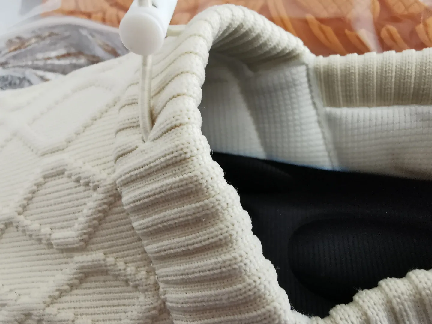 New Beige Water Shoes - Mens US 10/Women's 11.5 image indicator(8)