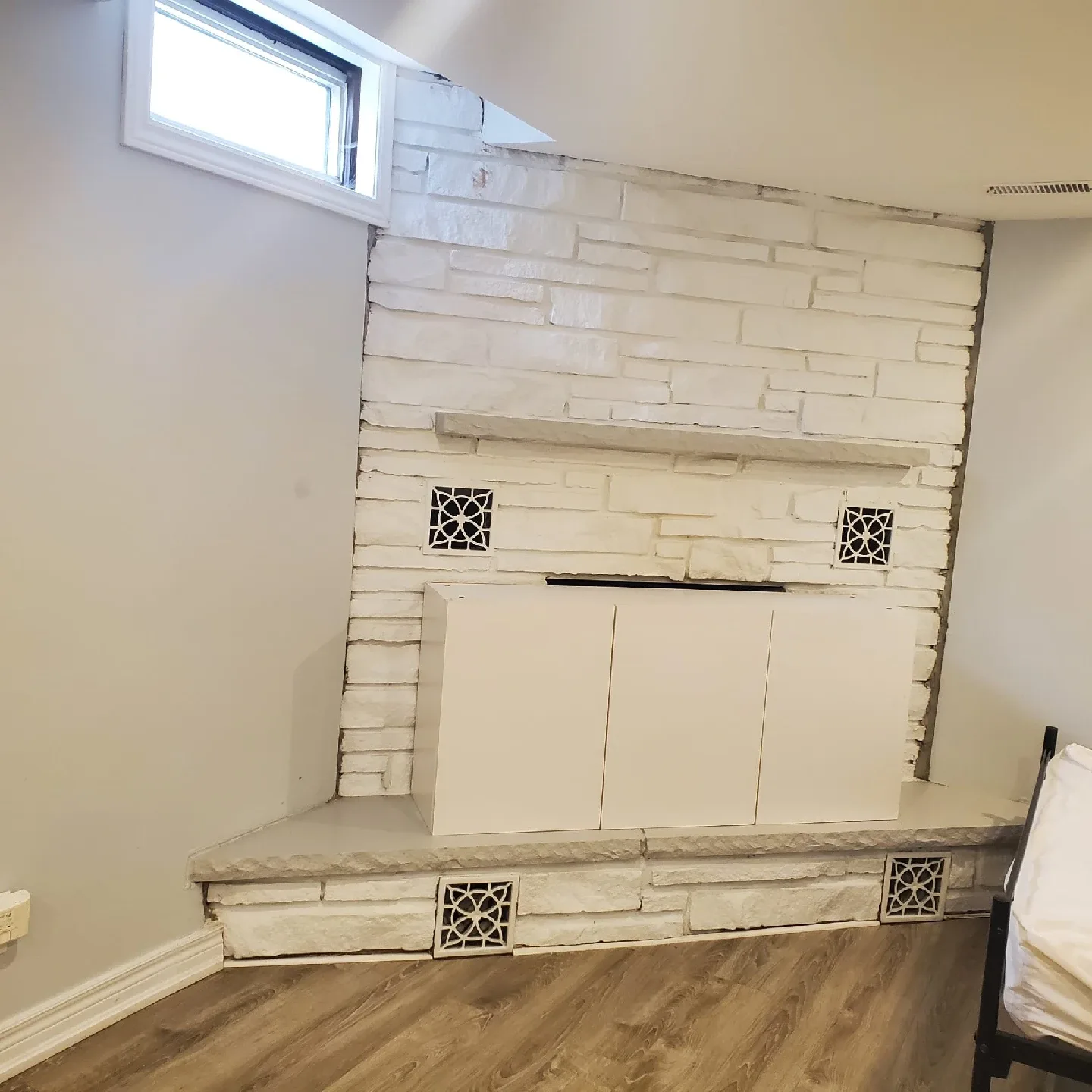 fully furnished basement for rent image indicator(6)