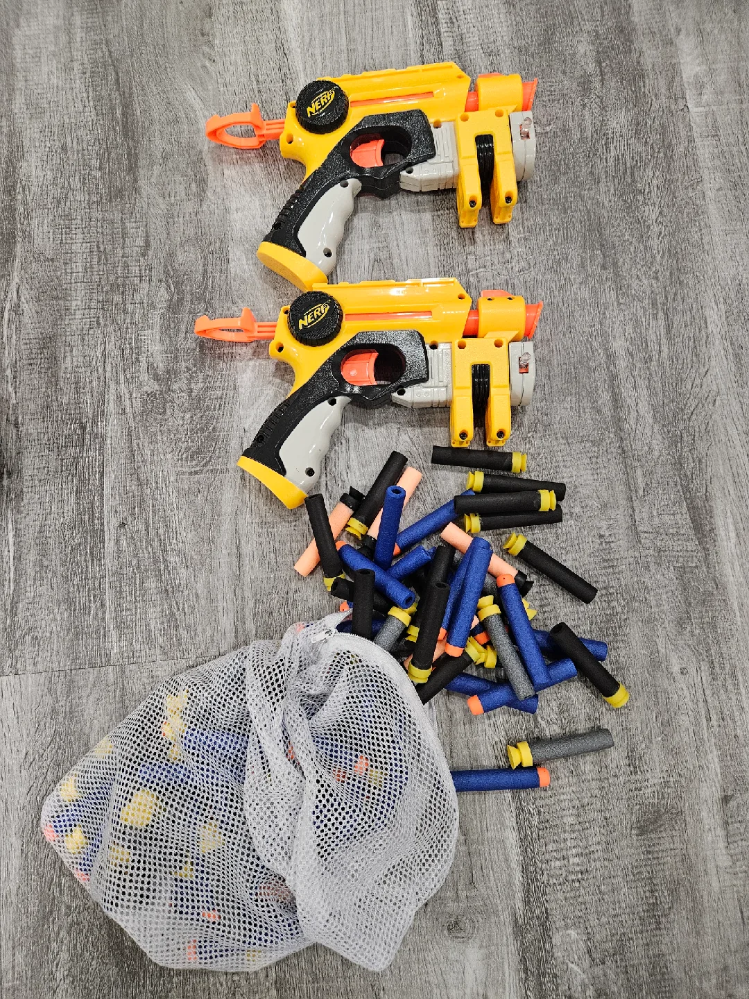 Nerf Gun Bundle - Variety of Blasters image indicator(4)