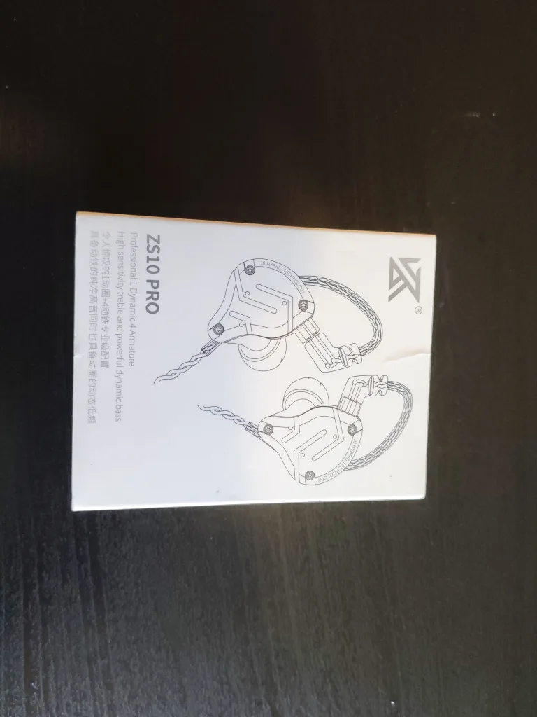 KZ ZS10 PRO Earphones - New and the price can be flexible thumbnail