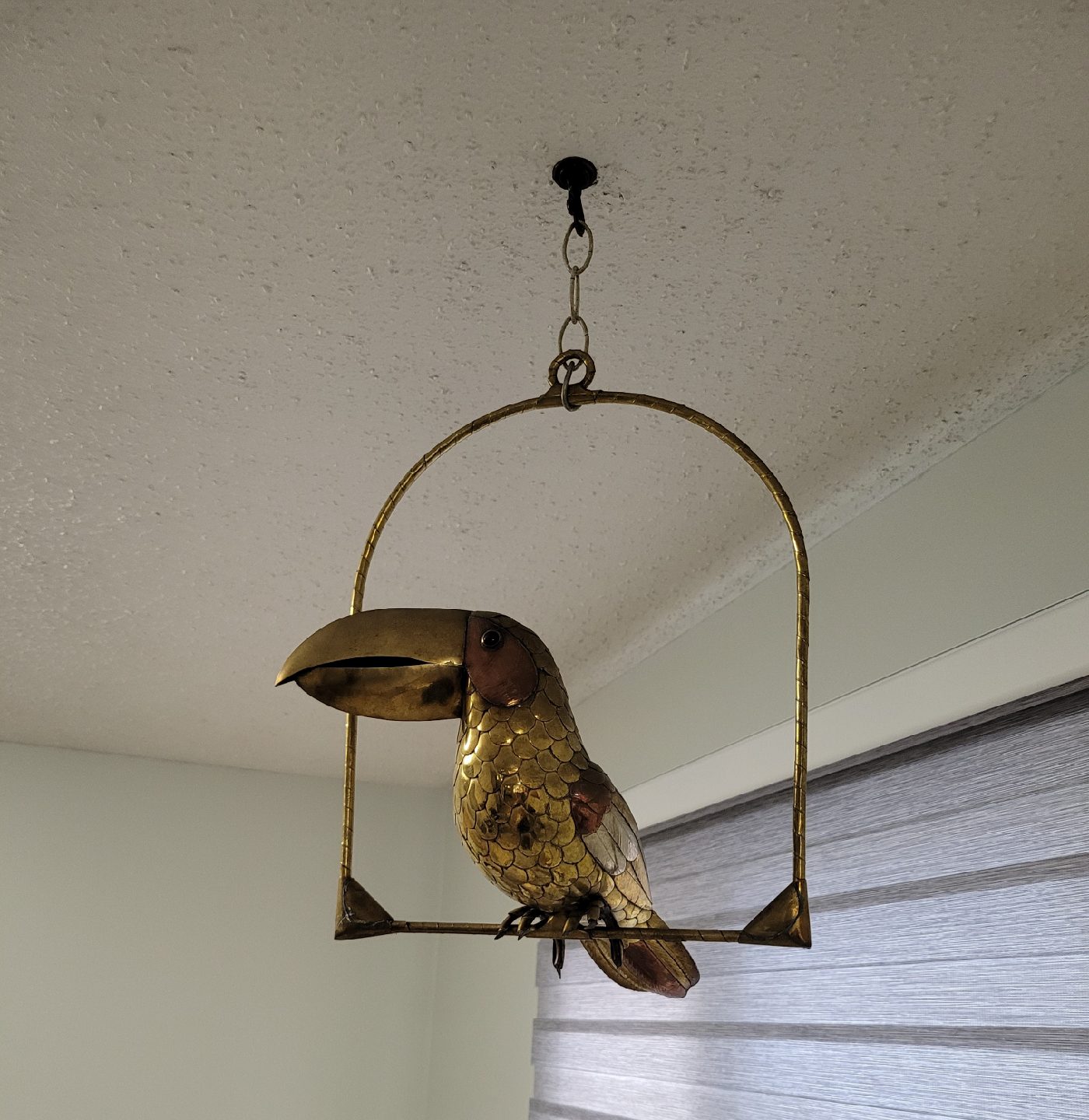 Metal Toucan Hanging Decor