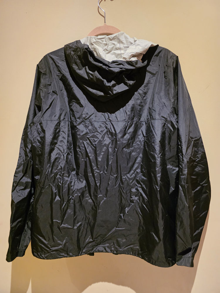 Under Armour Black Windbreaker - Size M - photo 3