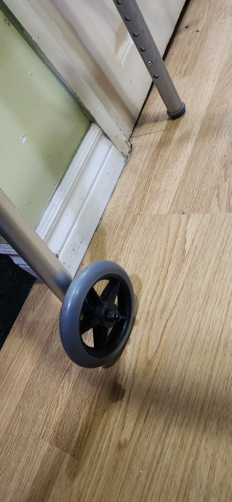 Used excellent working condition Rolling Walker image indicator(5)