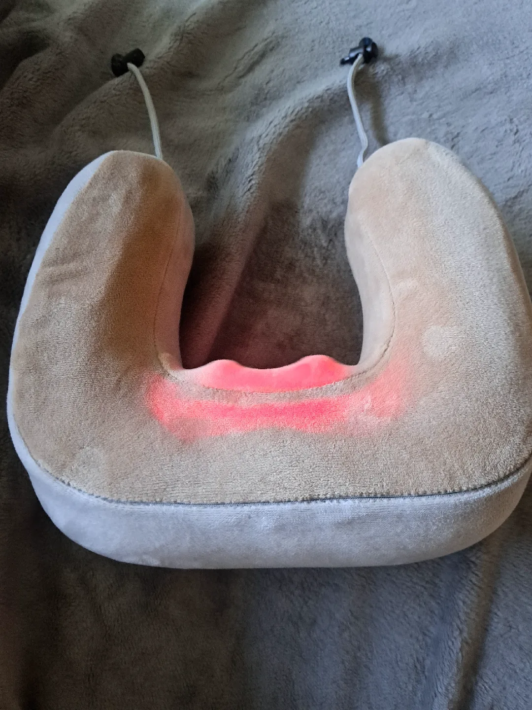 Rechargeable Neck Massage Travel Pillow image indicator(5)