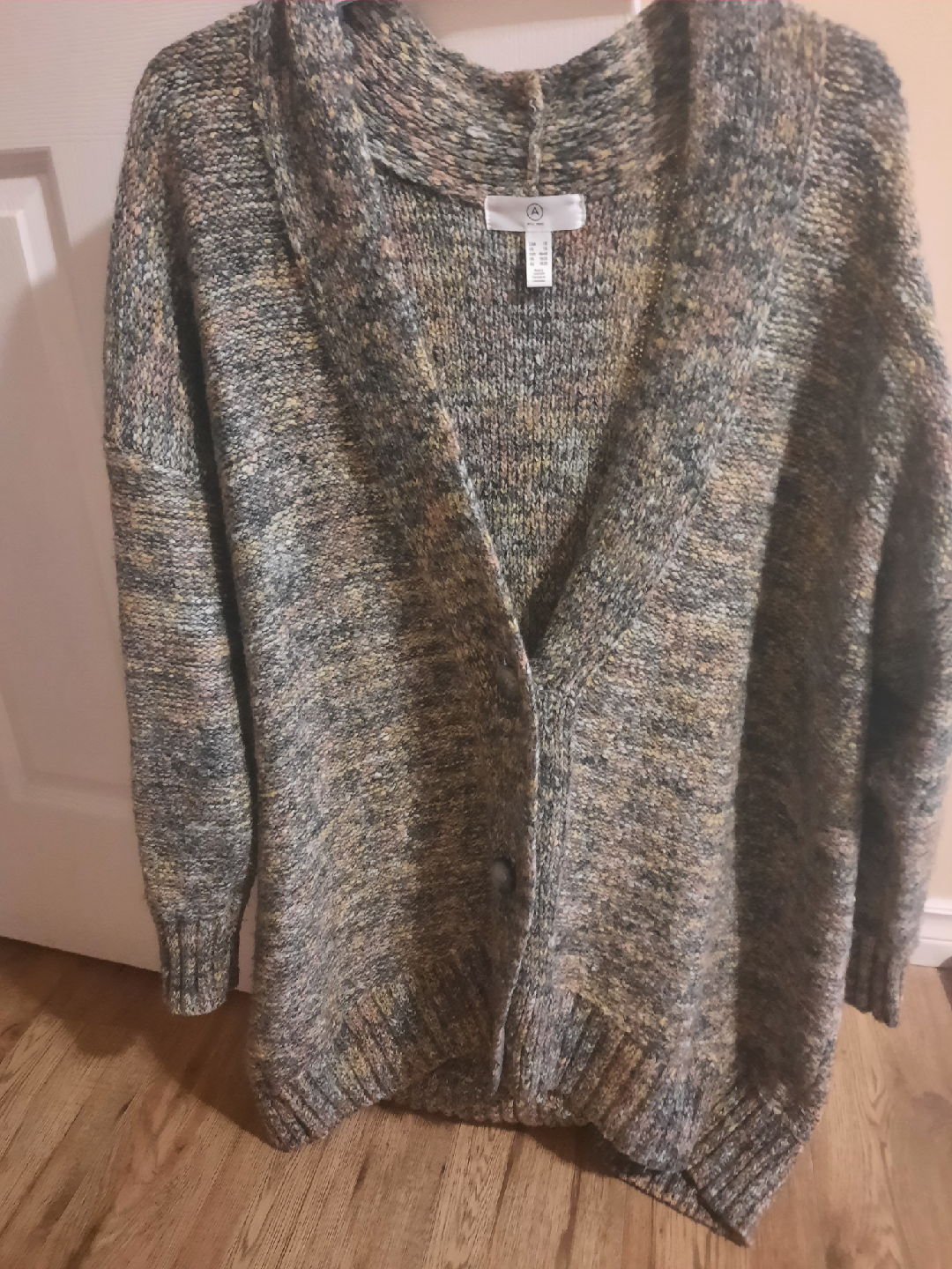 Cardigan sweater pick up in st.albert - photo 2