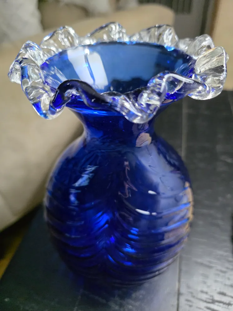 Vintage Cobalt Blue Vase image indicator(2)