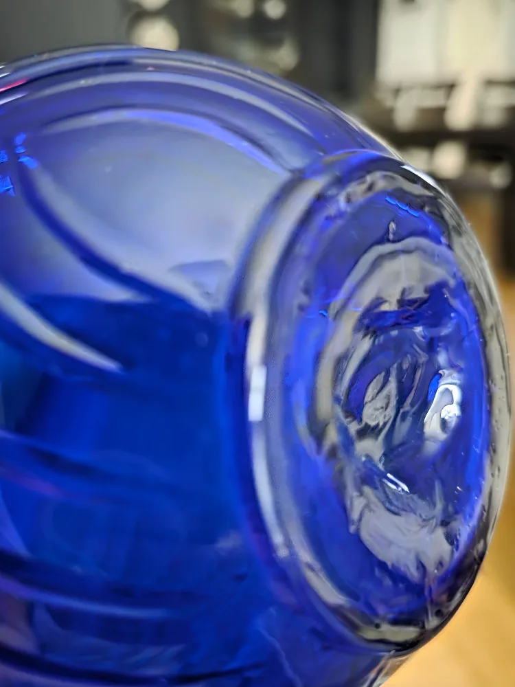 Vintage Cobalt Blue Vase image indicator(8)