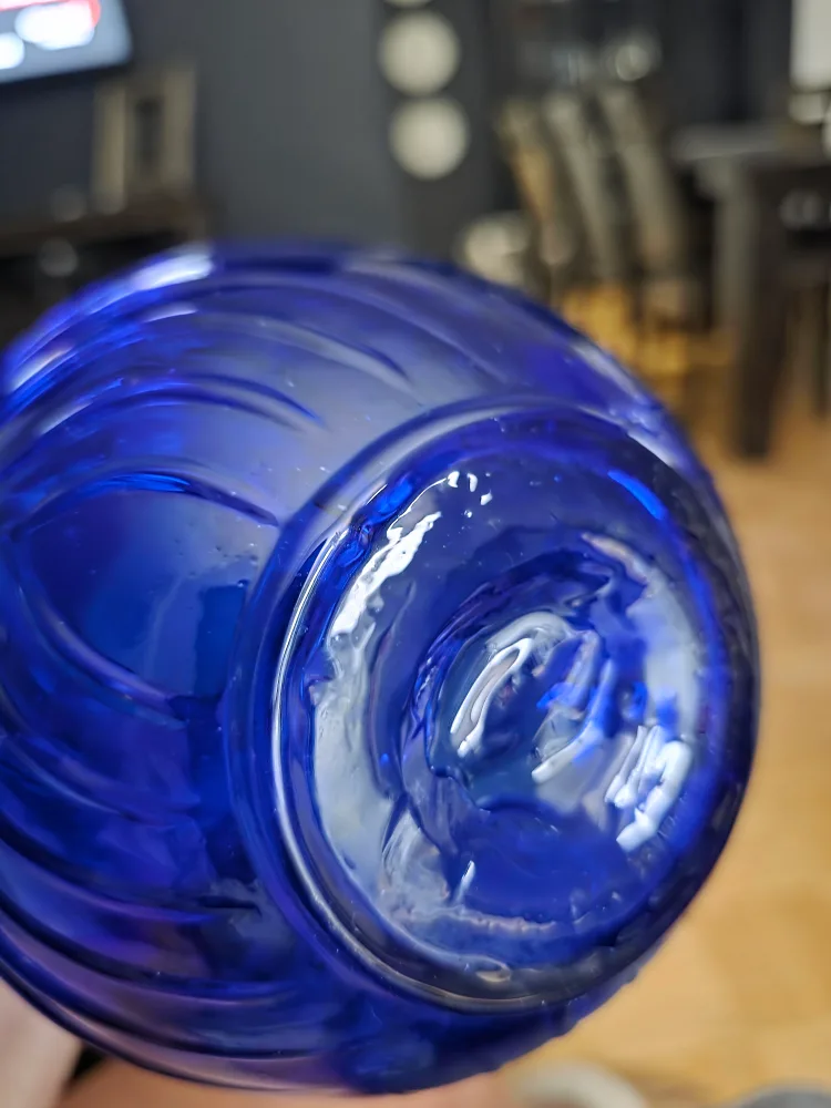 Vintage Cobalt Blue Vase image indicator(9)