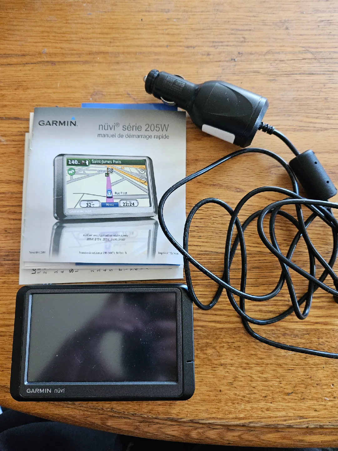 Garmin nüvi 205W GPS Navigation System thumbnail