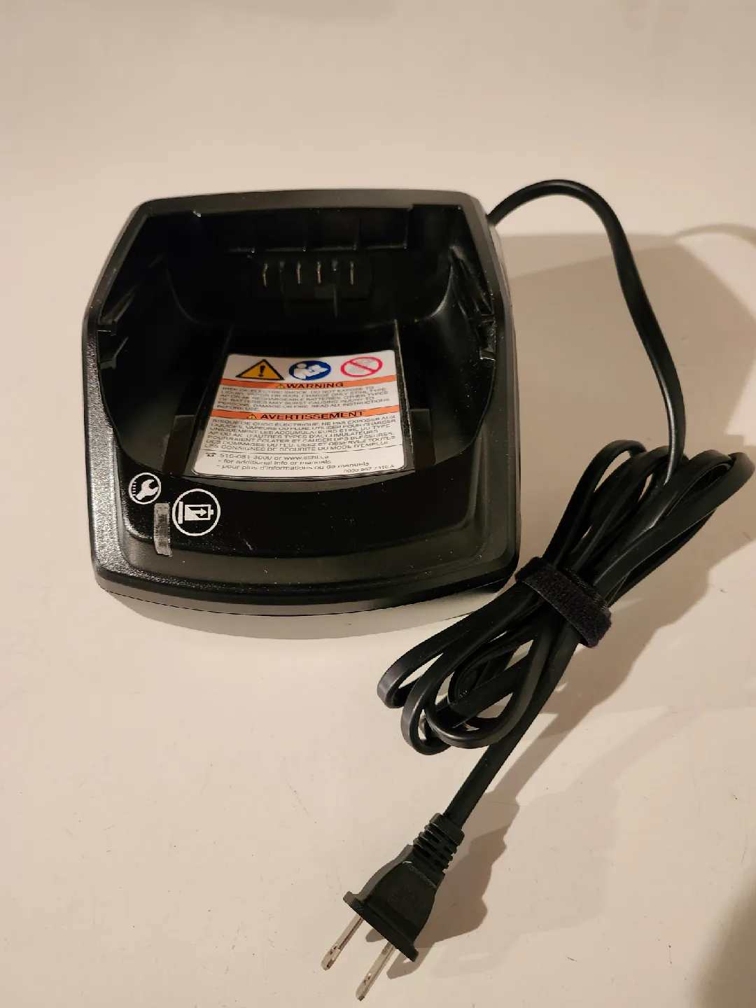 Stihl battery charger thumbnail