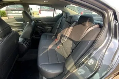 2024 Nissan Altima Platinum image indicator(2)