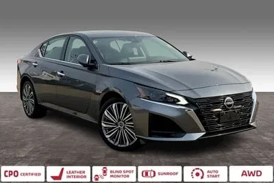 2024 Nissan Altima Platinum image indicator(6)