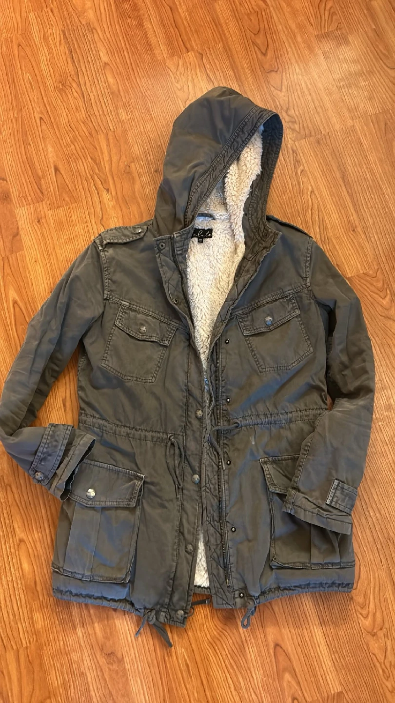 Aritzia Talula parka for Women Grey colour