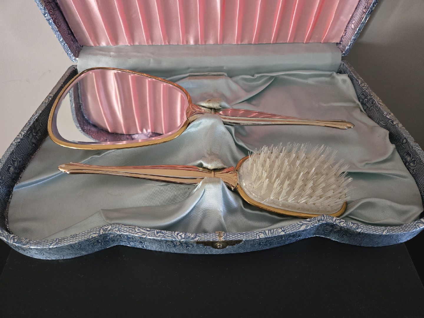 Vintage Vanity Set with Mirror and Brush - photo 2