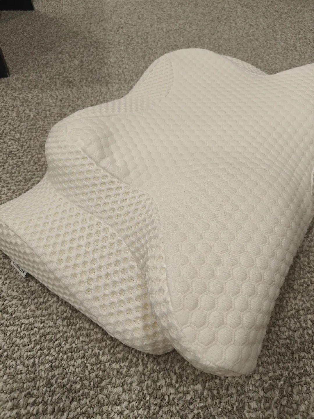 2 Cervical Memory Foam Pillows image indicator(4)