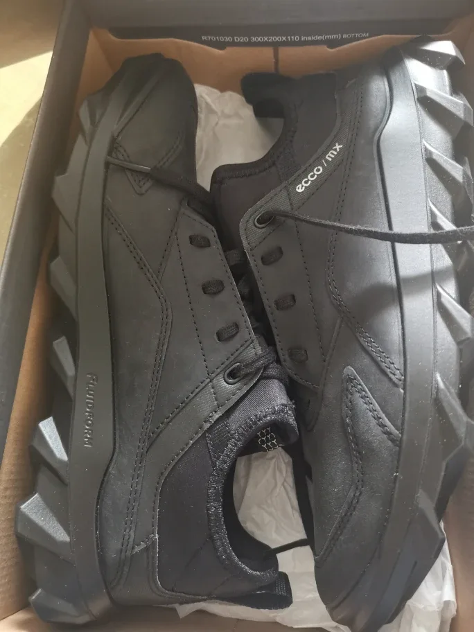 brand new ECCO MX W Low Black Shoes US 9-9.5 image indicator(5)