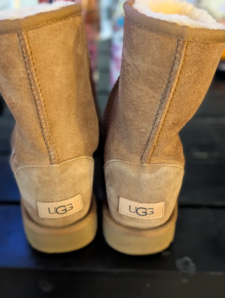 UGG Classic Short Boots - Size 6