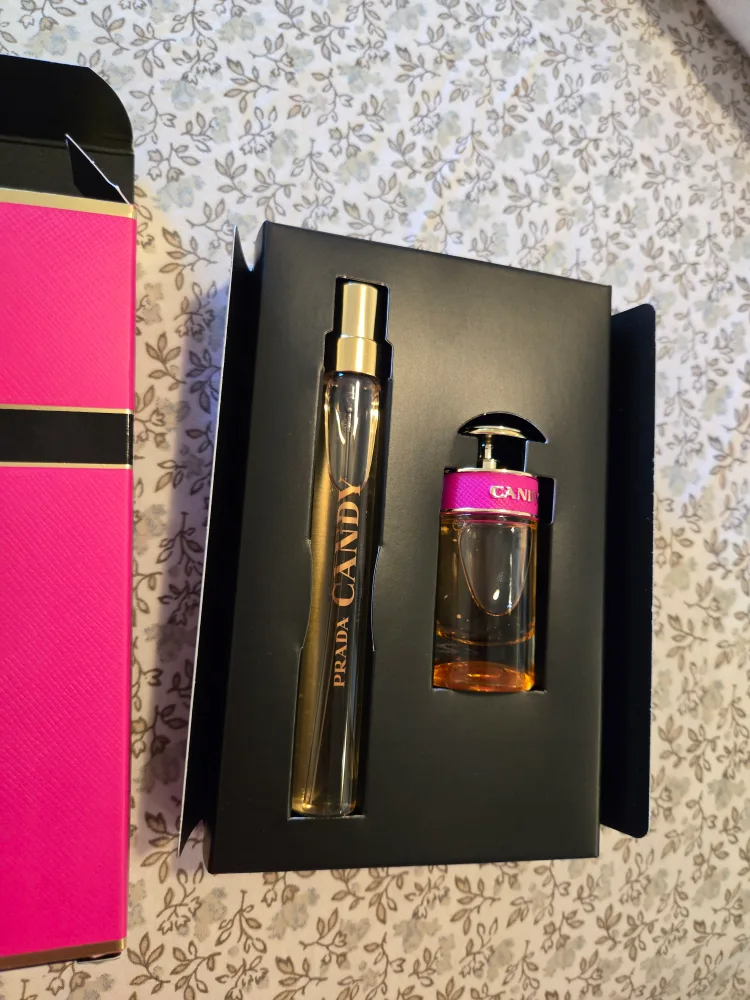 Prada Candy Eau de Parfum Gift Set - New image indicator(3)