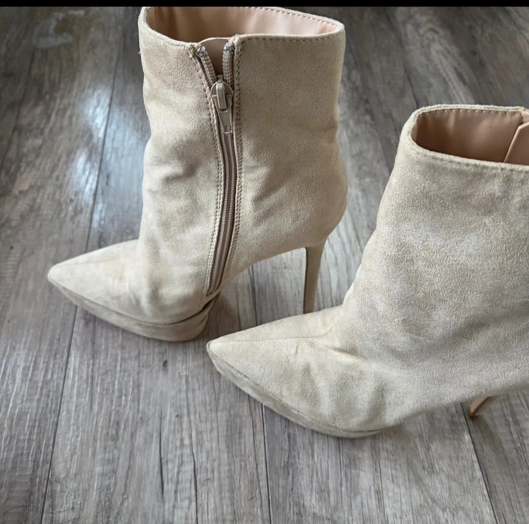 YZMA Beige Ankle Boots - Size 7 thumbnail