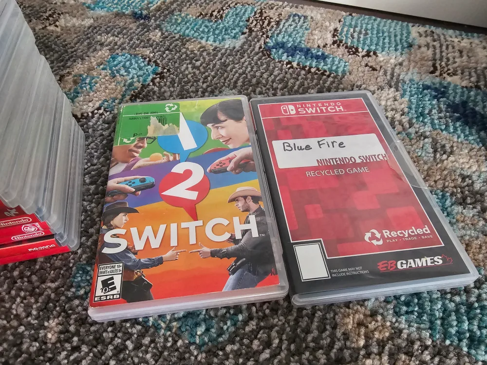 1 new + 30 used Nintendo Switch games image indicator(4)