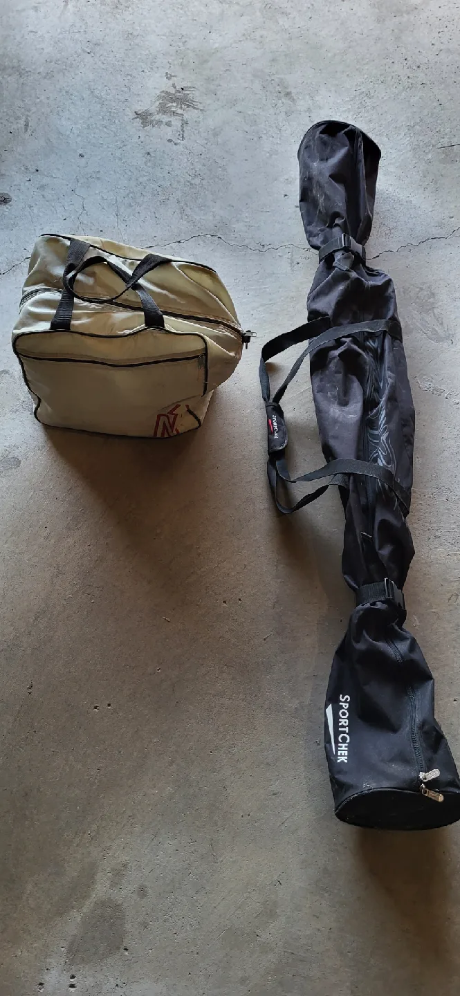 Atomic Ski Set with Alpina Helmet image indicator(2)