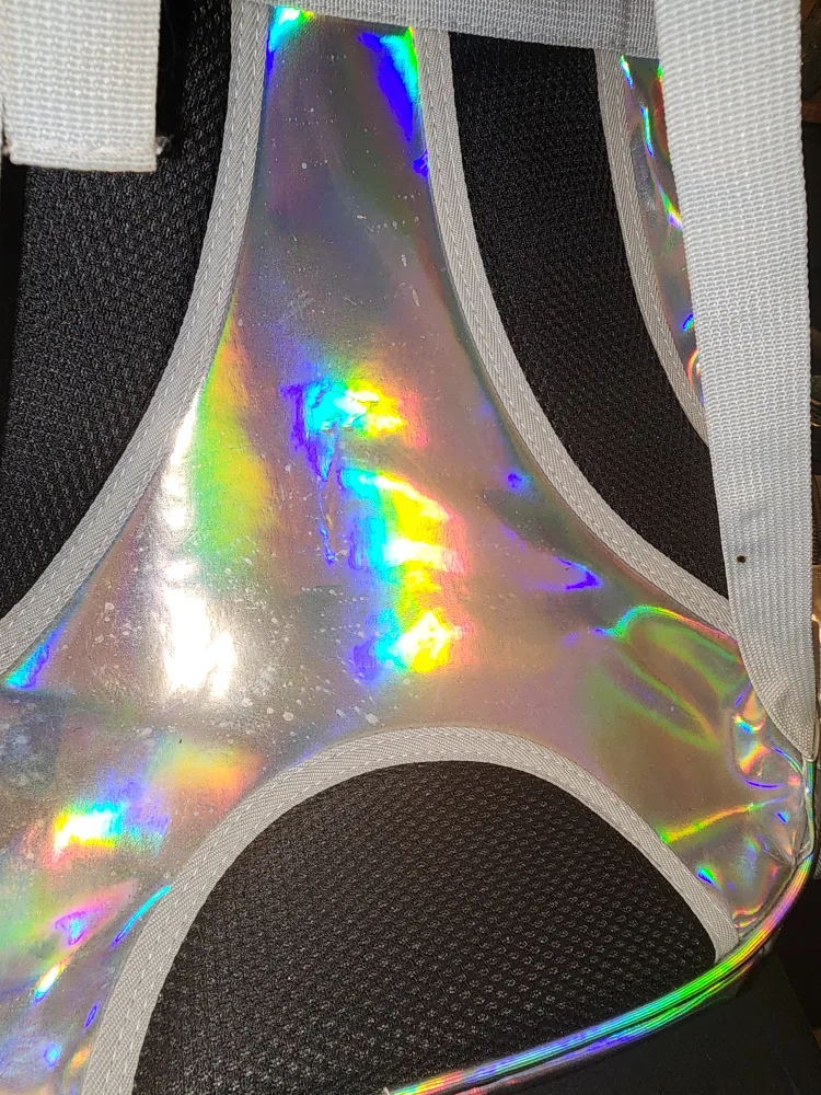 Kuddli  Holographic Pet Carrier Backpack - NEW image indicator(7)