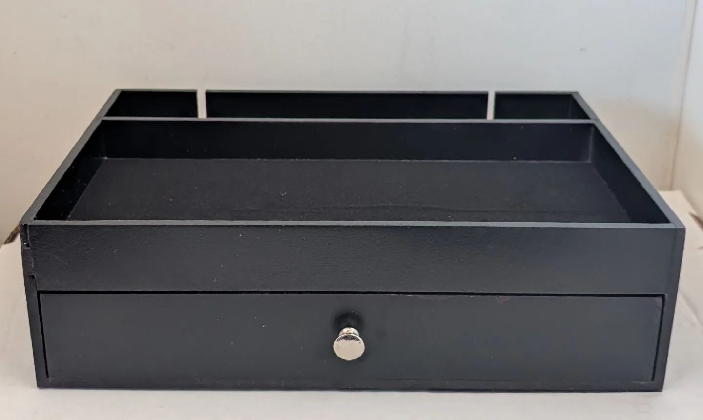 Valet Drawer with charging station image indicator(2)