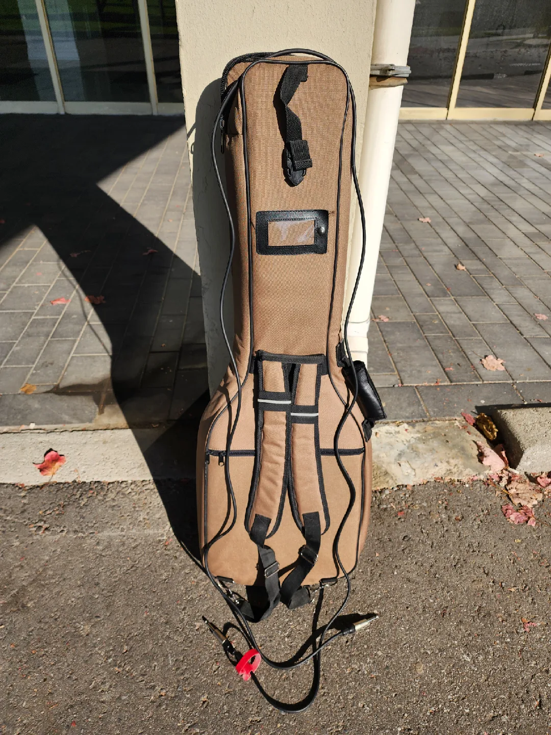 Godin Guitar Case - Brown image indicator(3)