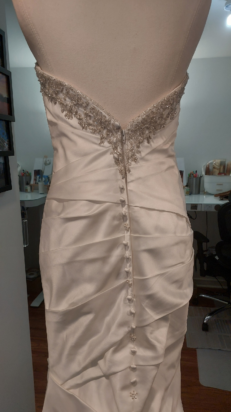 Wedding Dress - Strapless, Satin - photo 3