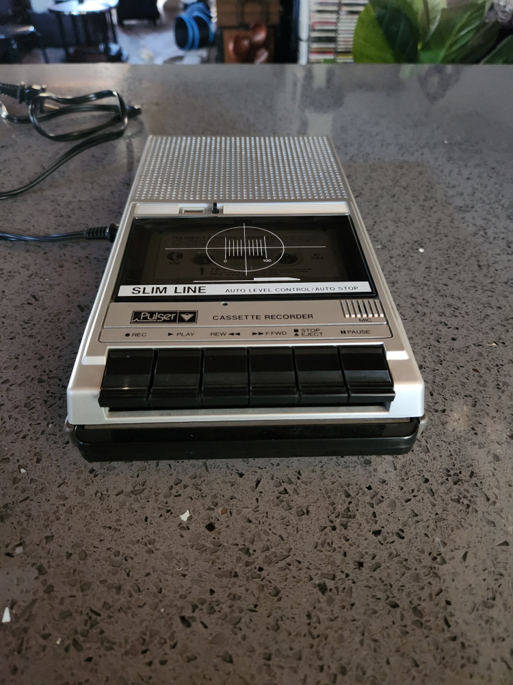 Pulser Slim Line Cassette Recorder - photo 2