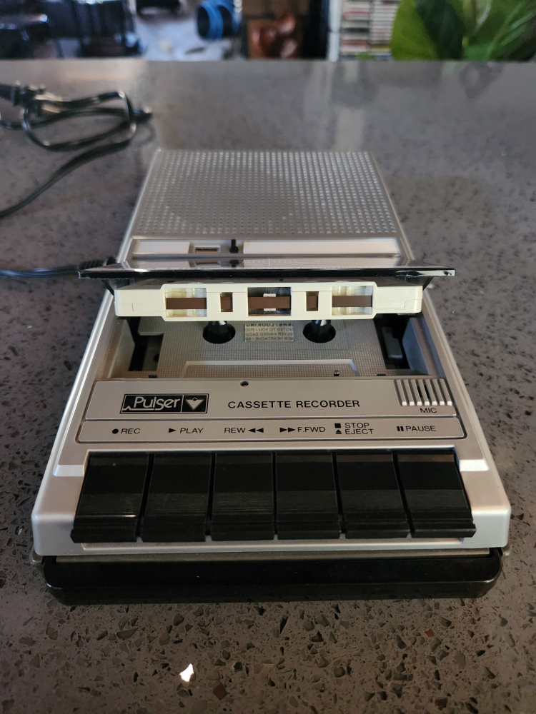 Pulser Slim Line Cassette Recorder - photo 3