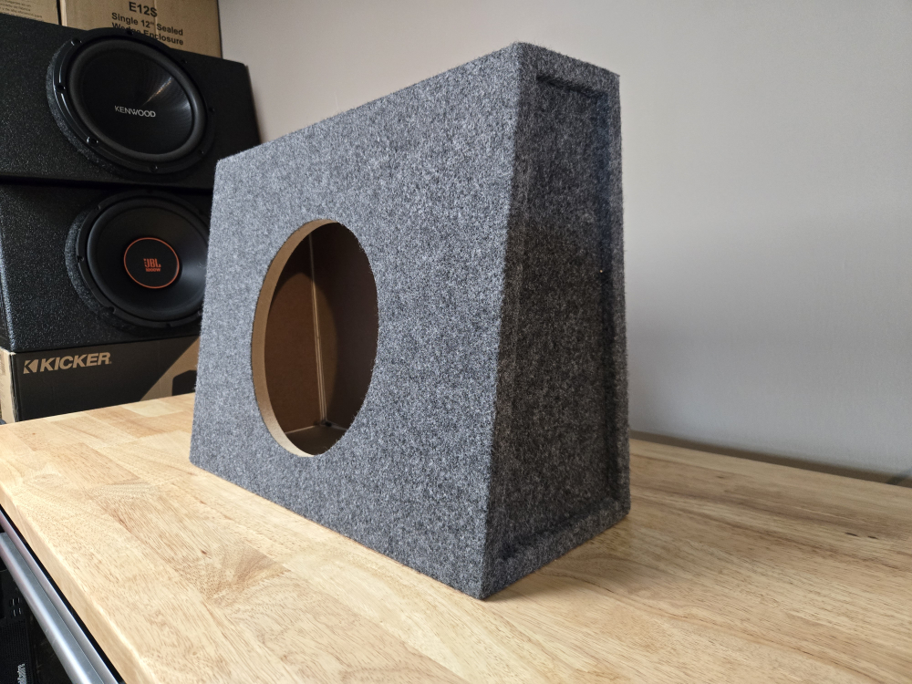 Brand New Slim 10" Sealed Subwoofer Enclosure - photo 4