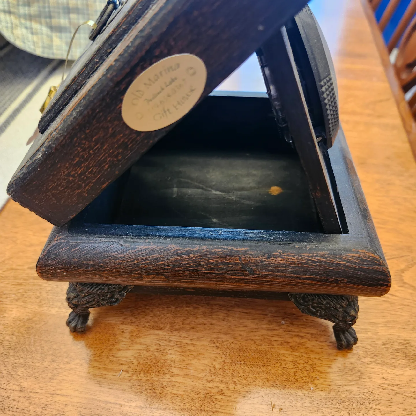 Vintage Marina Wooden Clock in a Box image indicator(2)