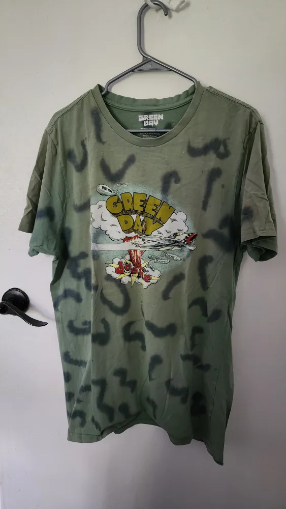 Green Day Graphic T-Shirt - Size M/M thumbnail
