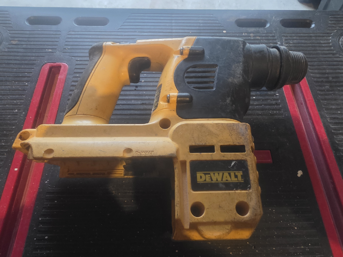 DeWalt DC233 36V SDS Hammer Drill - photo 3