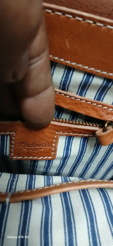 Madewell Brown Leather Saddle Bag image indicator(4)