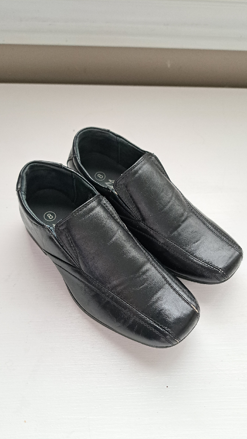 CONAL Black Leather Slip-On Boys Dress Shoes - Size 8 - photo 2