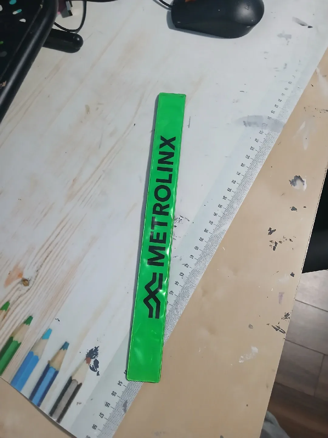 Metrolinx Green Wristband image indicator(2)